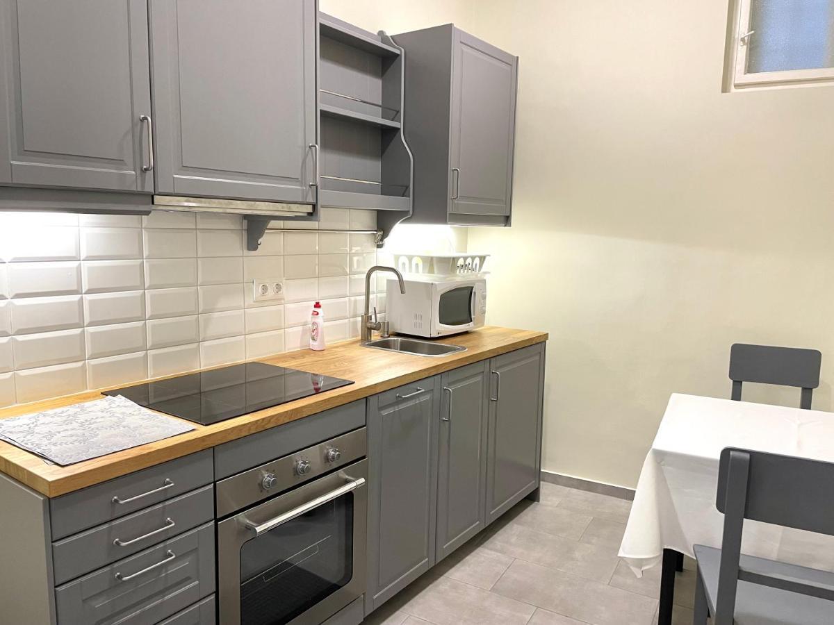 Fullmoon Apartments 2 Сегед Екстериор снимка